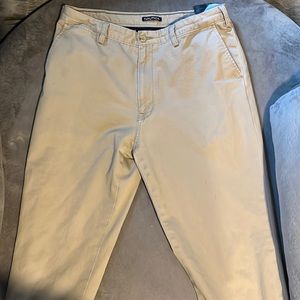 Nautica, size 36x32, khaki